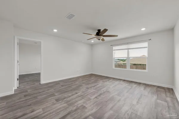 $2,150 | 5557 Galahad Trail, Milton, FL 32583