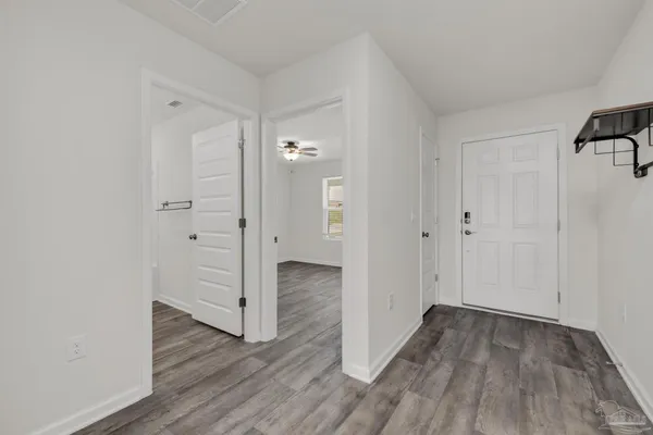 $2,150 | 5557 Galahad Trail, Milton, FL 32583