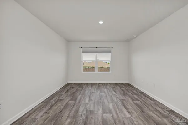 $2,150 | 5557 Galahad Trail, Milton, FL 32583