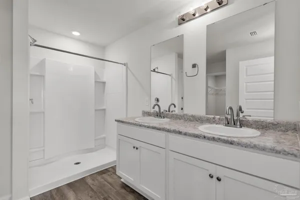 $2,150 | 5557 Galahad Trail, Milton, FL 32583