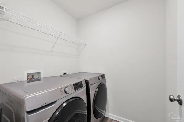 $2,150 | 5557 Galahad Trail, Milton, FL 32583