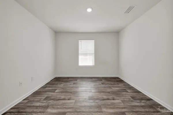 $2,150 | 5557 Galahad Trail, Milton, FL 32583