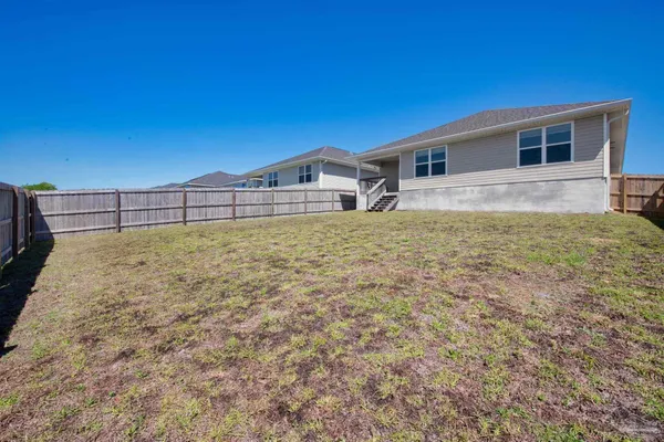 $2,150 | 5557 Galahad Trail, Milton, FL 32583