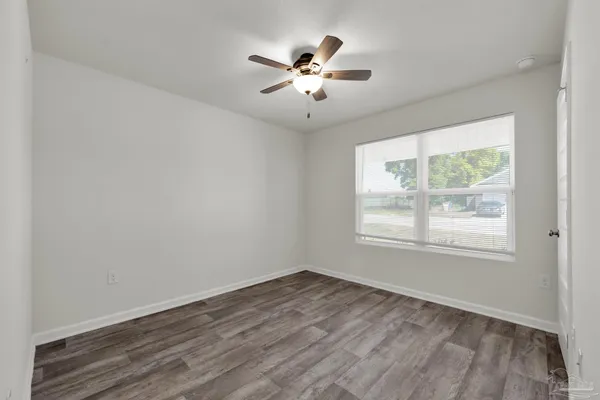 $2,150 | 5557 Galahad Trail, Milton, FL 32583