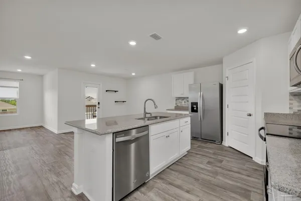 $2,150 | 5557 Galahad Trail, Milton, FL 32583