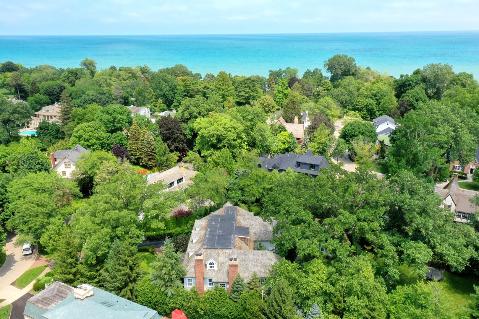 316 Sunset Road Winnetka, IL 60093 - Photo 2 of 89