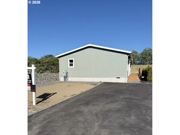 $469,900 | 1508 River Road, Longview, WA 98632