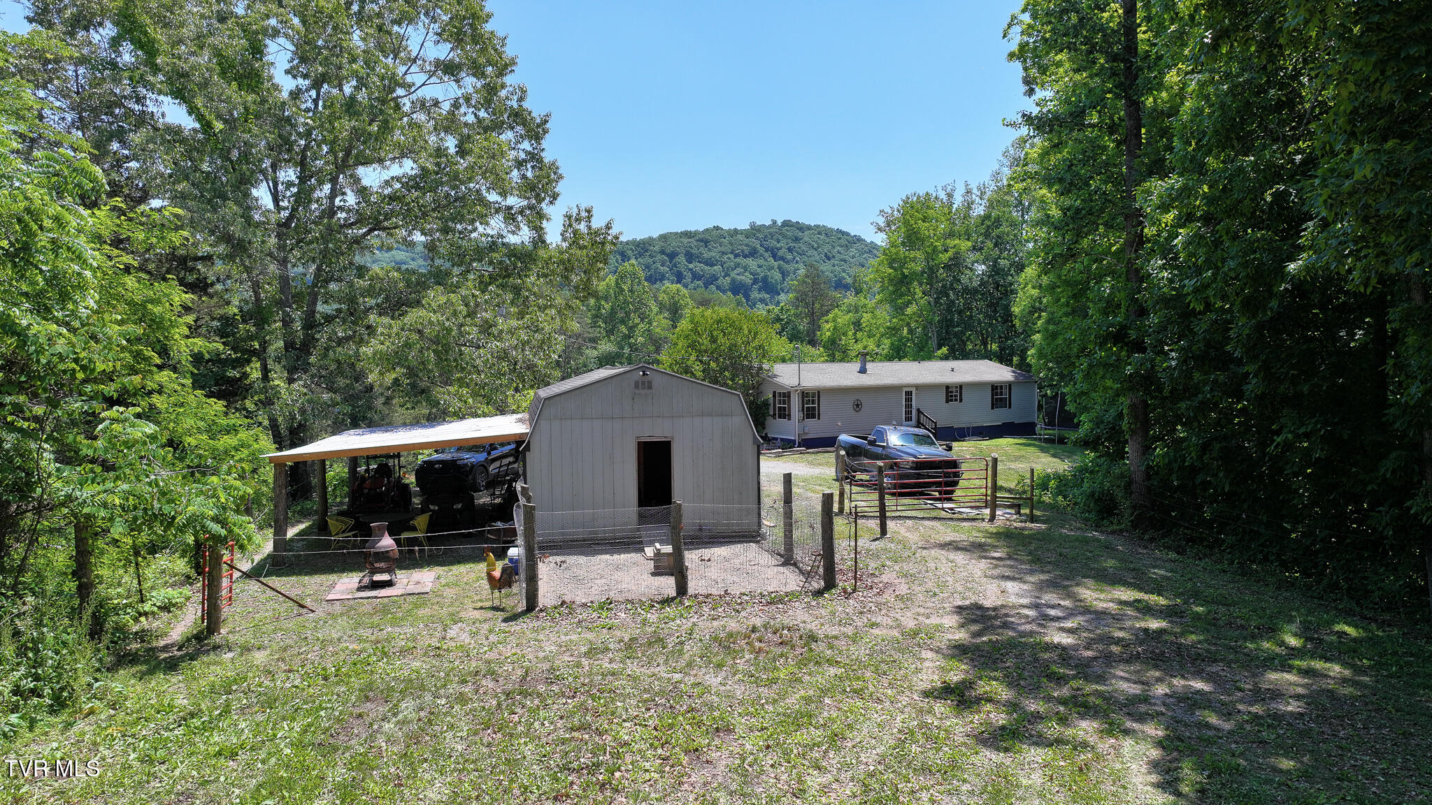 1475 Davis Valley Road Afton, TN 37616 - Photo 40 of 67 40