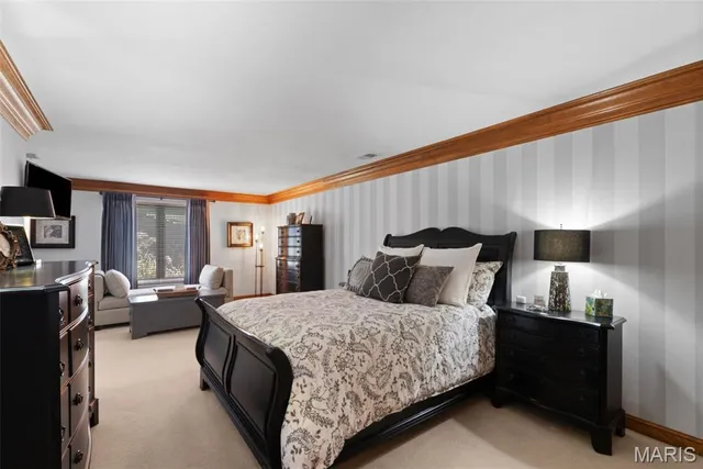 $439,900 | 14300 East Conway Meadows Court, Unit 101, Chesterfield, MO 63017