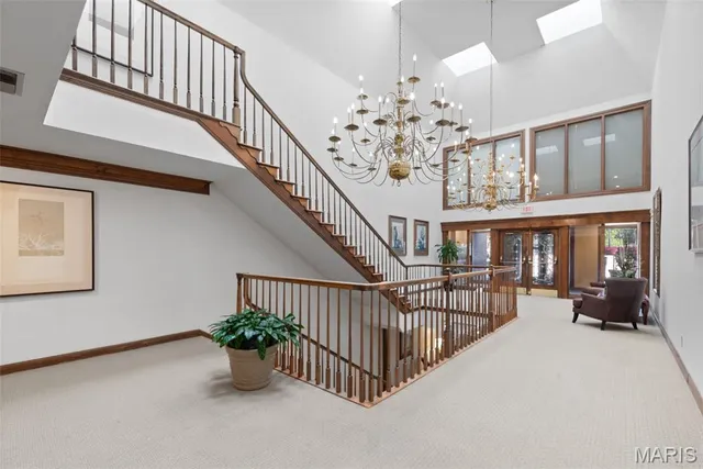 $439,900 | 14300 East Conway Meadows Court, Unit 101, Chesterfield, MO 63017