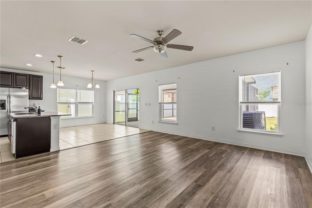 14207 Poke Ridge Drive Riverview, FL 33579 - Photo 4 of 44