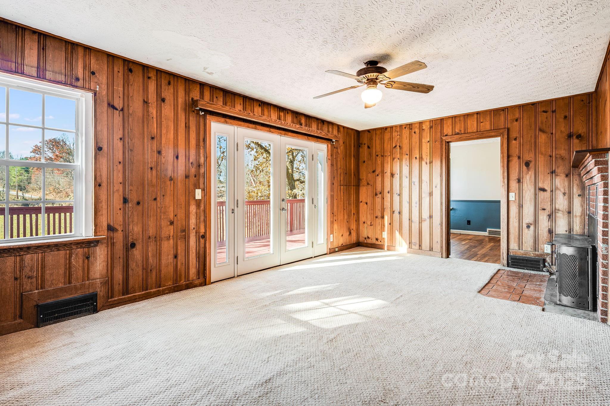 92 Parkway View Road Mars Hill, NC 28754 - Photo 15 of 46