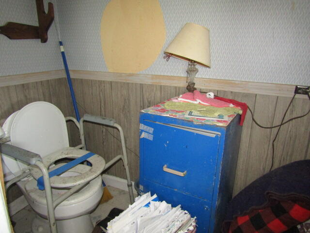 437 Nobleboro Road Bremen, ME 04551 - Photo 7 of 29 IMG_7538