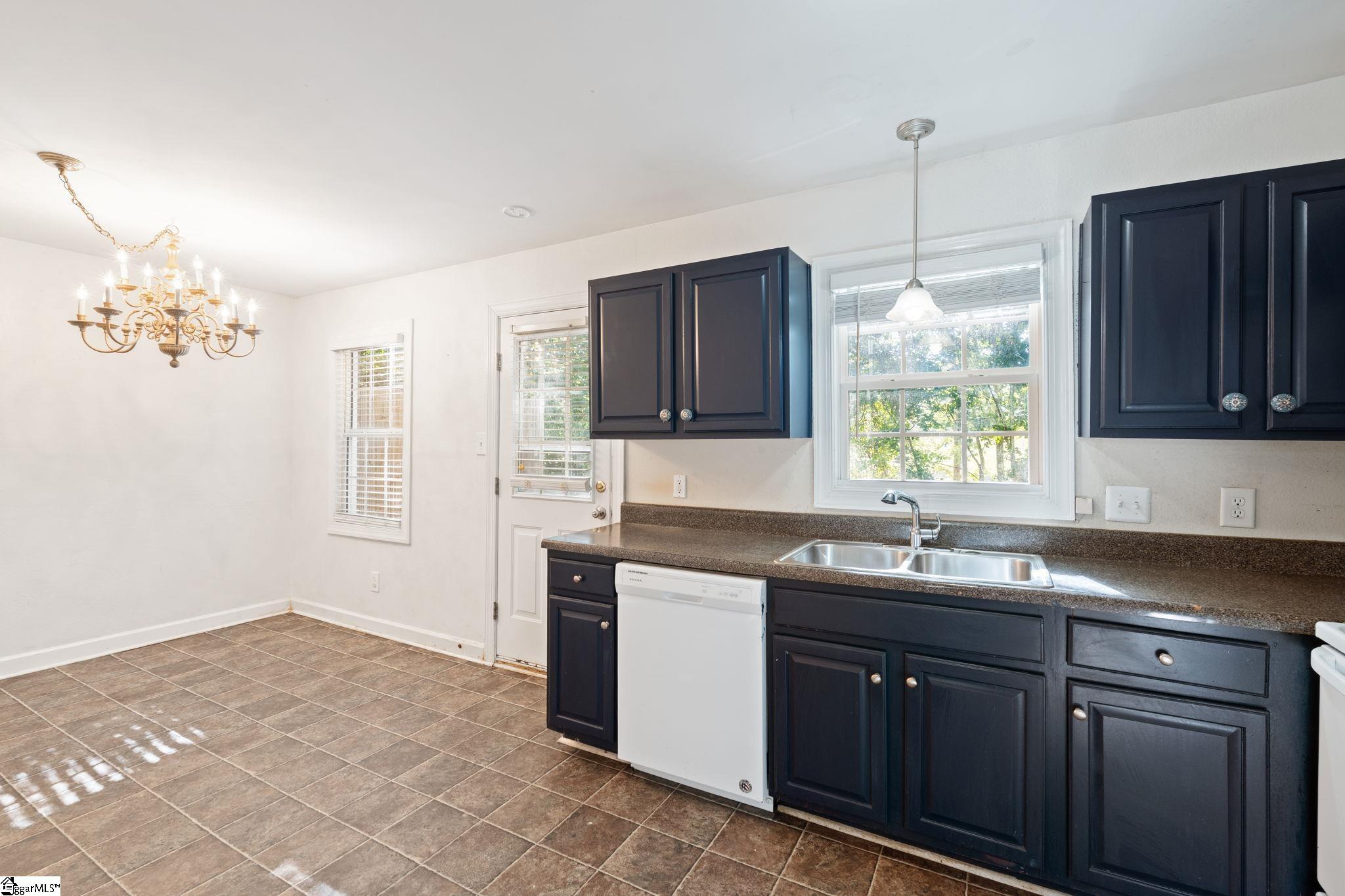 3 Ruby Bay Lane Simpsonville, SC 29681 - Photo 12 of 24