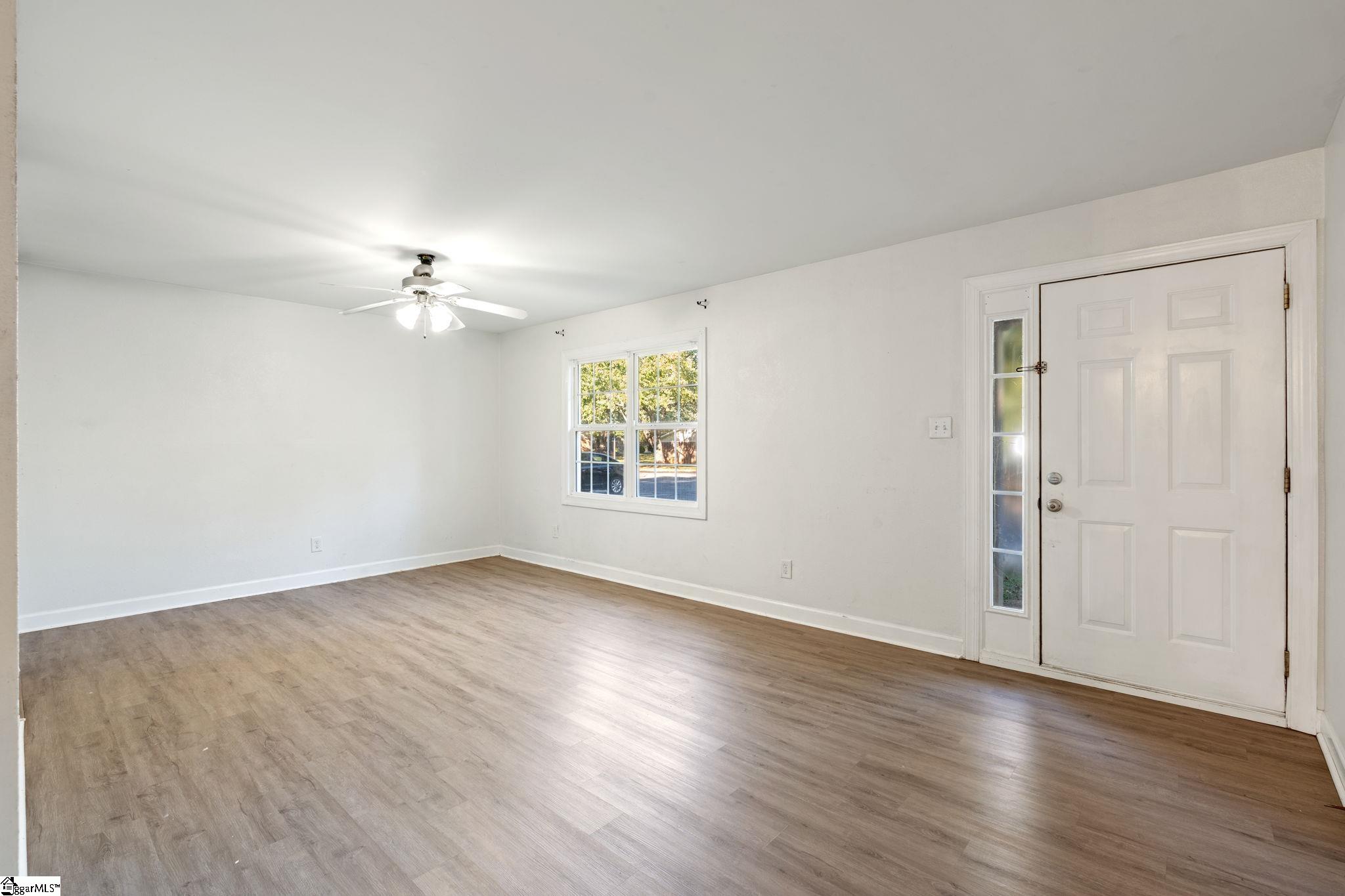 3 Ruby Bay Lane Simpsonville, SC 29681 - Photo 5 of 24