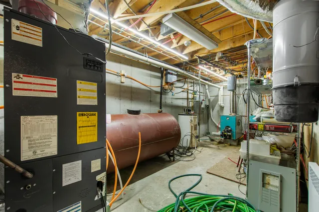 $699,900 | 128 Fuller Drive, Canaan, VT 05903