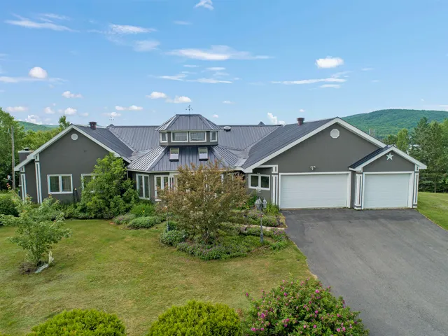 $699,900 | 128 Fuller Drive, Canaan, VT 05903