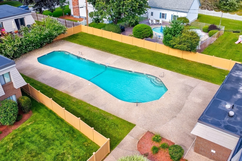 7 Hallmark Gardens, Unit 7 Burlington, MA 01803 - Photo 15 of 21