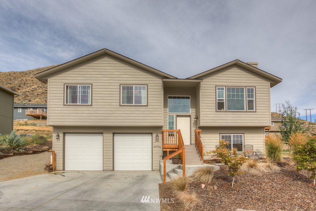 2155 Citation Loop Wenatchee, WA 98801 - Photo 1 of 15 Gallery Image 1
