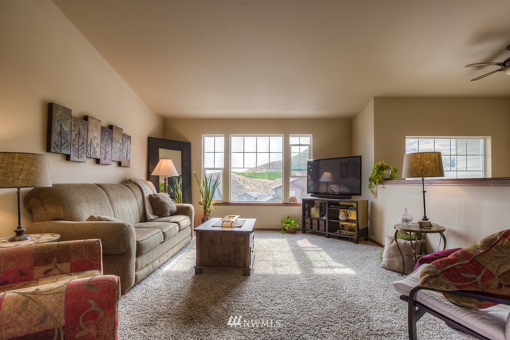 2155 Citation Loop Wenatchee, WA 98801 - Photo 6 of 15 Gallery Image 6