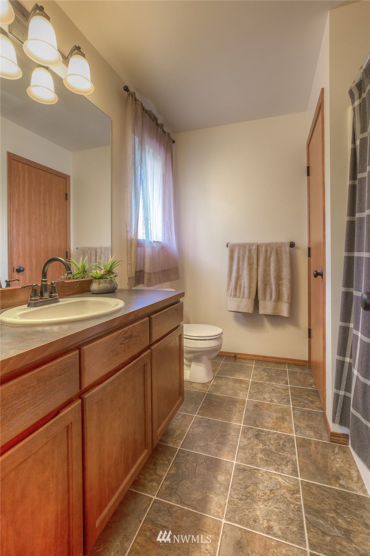 2155 Citation Loop Wenatchee, WA 98801 - Photo 8 of 15 Gallery Image 8