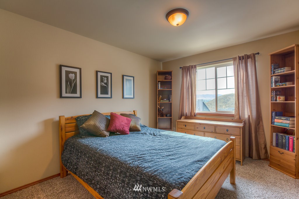 2155 Citation Loop Wenatchee, WA 98801 - Photo 9 of 15 Gallery Image 9