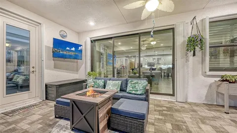 $929,900 | 4921 Surfside Circle, Bradenton, FL 34211