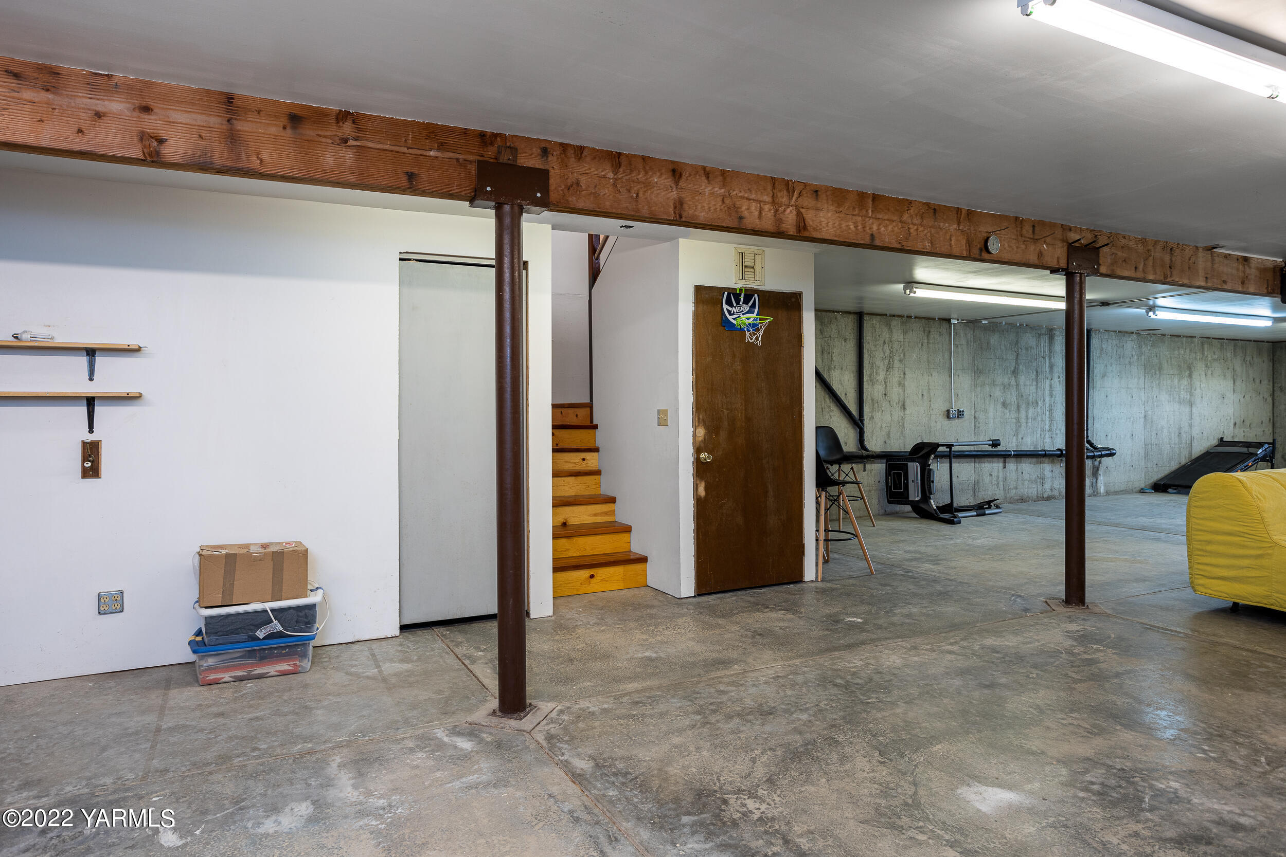 2450 Cook Road Yakima, WA 98908 - Photo 25 of 52 a view of a storage & utility room