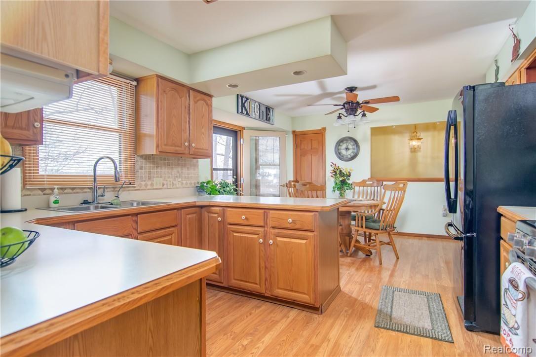 2126 Haley Road White Lake, MI 48383 - Photo 5 of 20 _DSC0180Enfused.jpg