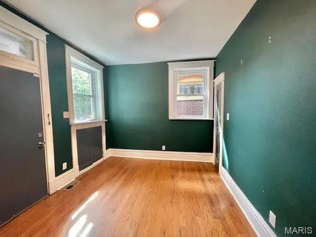 $244,900 | 2004 Nebraska Avenue, St. Louis, MO 63104