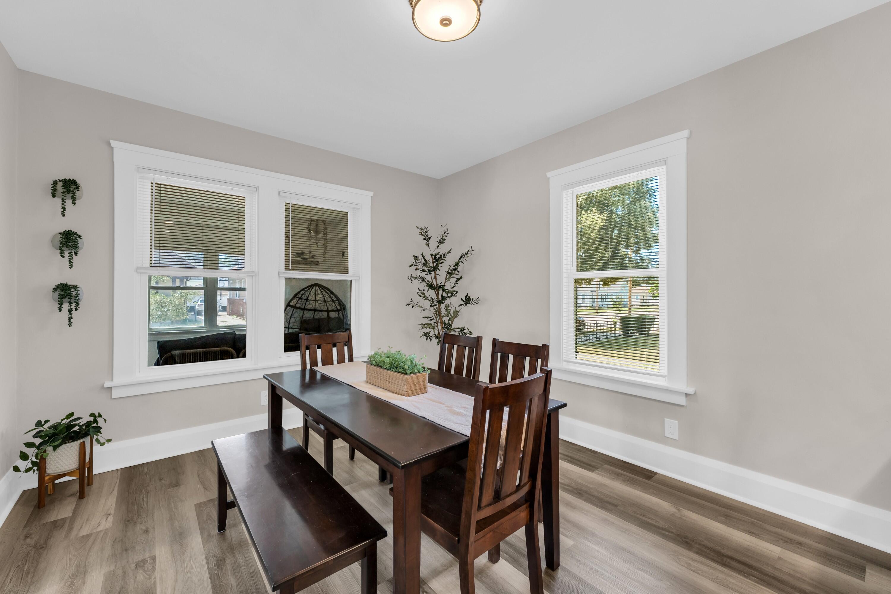 2900 21st Street Racine, WI 53403 - Photo 13 of 36 Nice Light