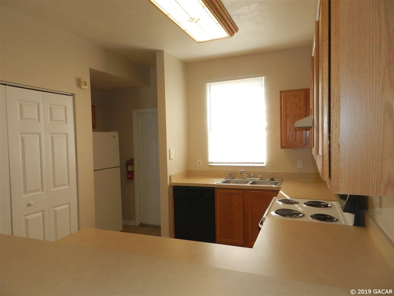 3901 Southwest 20th Avenue Gainesville, FL 32607 - Photo 5 of 18