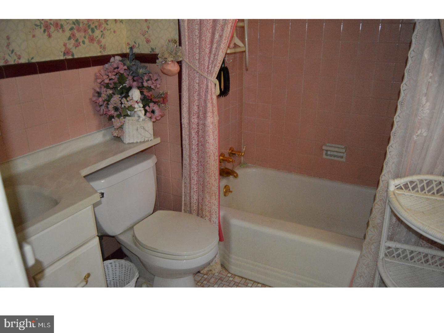 1515 Manoa Road Wynnewood, PA 19096 - Photo 20 of 25 Bathroom