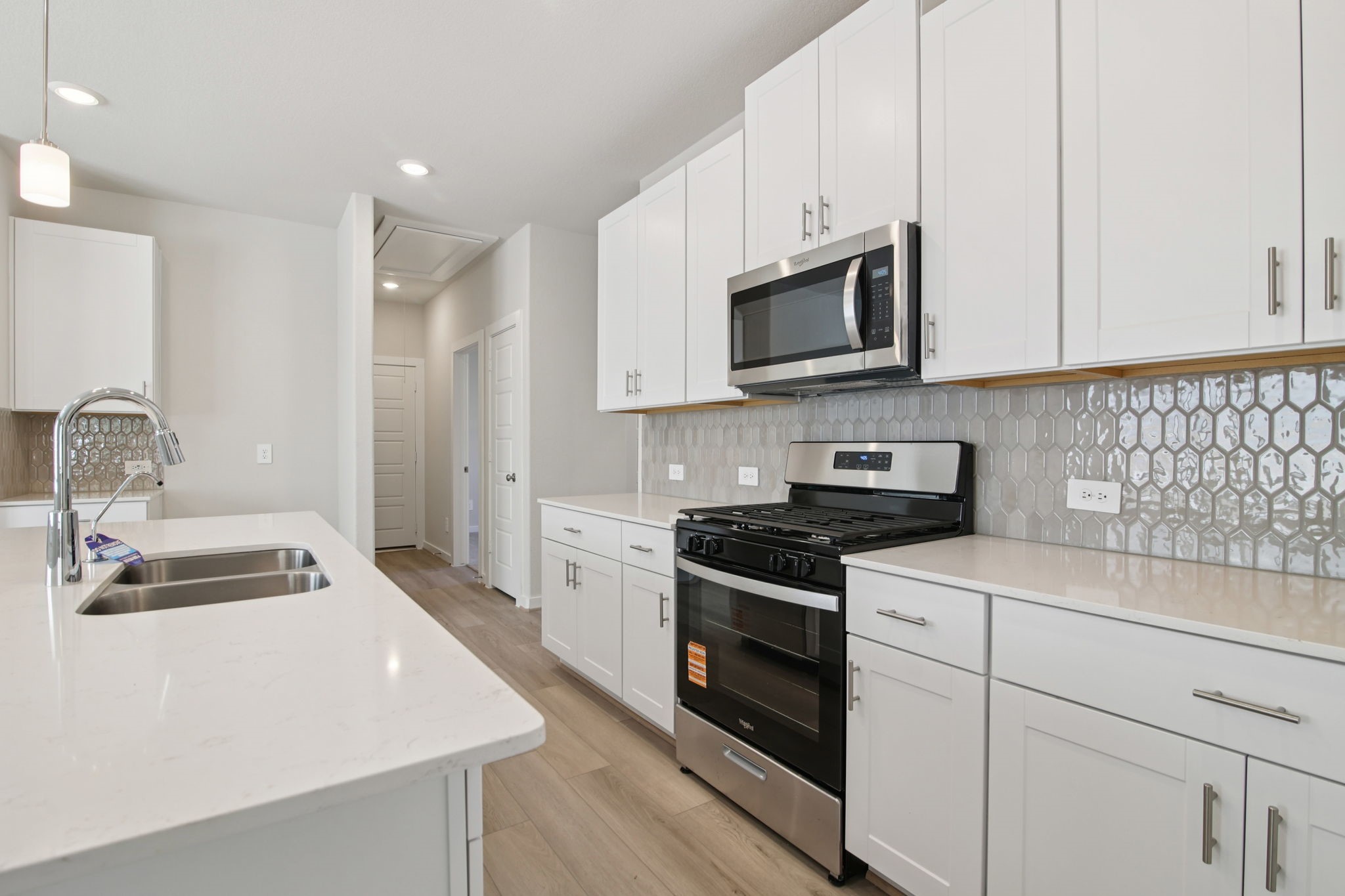 259 Charles Rdg Drive Montgomery, TX 77316 - Photo 14 of 44 Photo is not of the actual home, but is an inspirational photo of builder’s model home and may depict options, furnishings, and/or decorator features that are not included