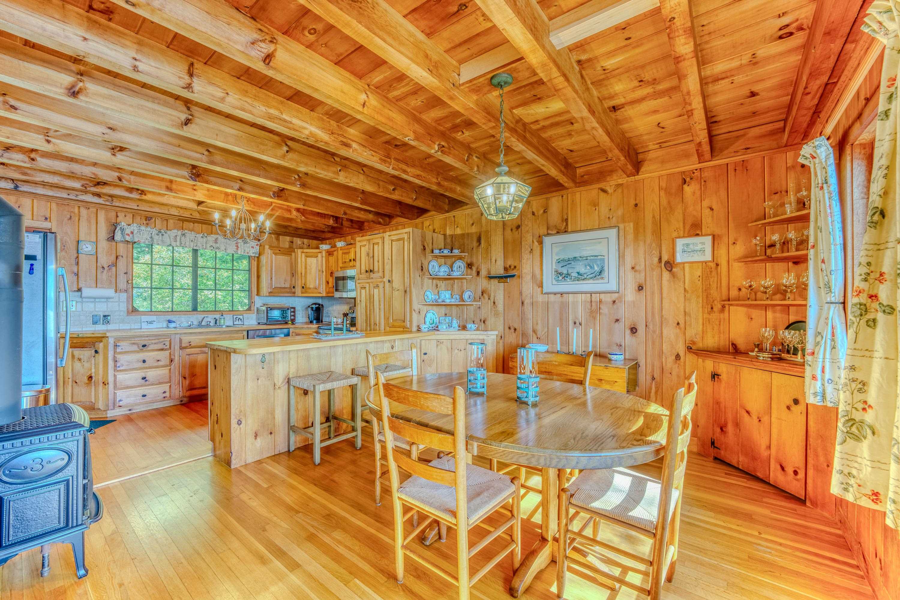 156 Mooney Point Road Holderness, NH 03245 - Photo 5 of 38