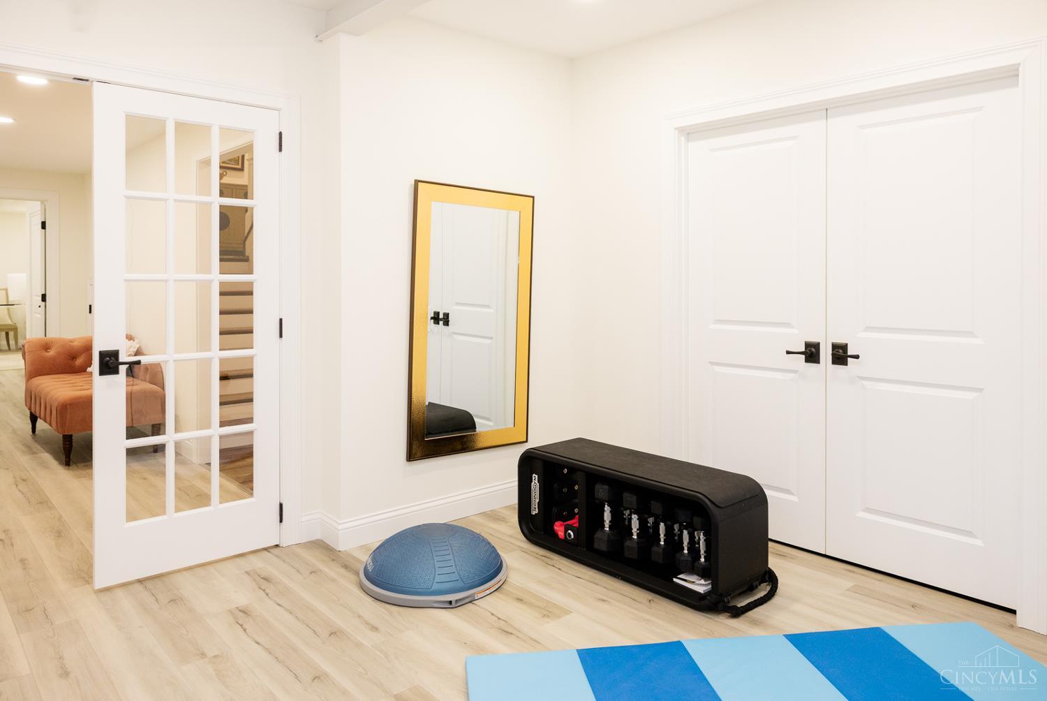 9815 Humphrey Road Cincinnati, OH 45242 - Photo 38 of 49 Gallery Image 38