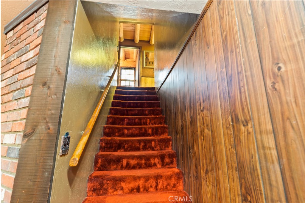 26638 Lake Forest Drive Twin Peaks, CA 92391 - Photo 34 of 72 a view of entryway