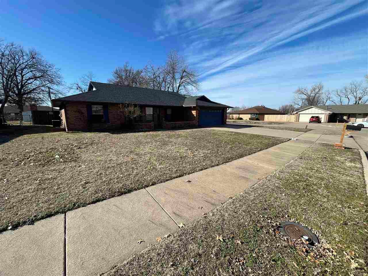 2408 Windsor Road Ponca City, OK 74601 - Photo 2 of 22 Gallery Image 2