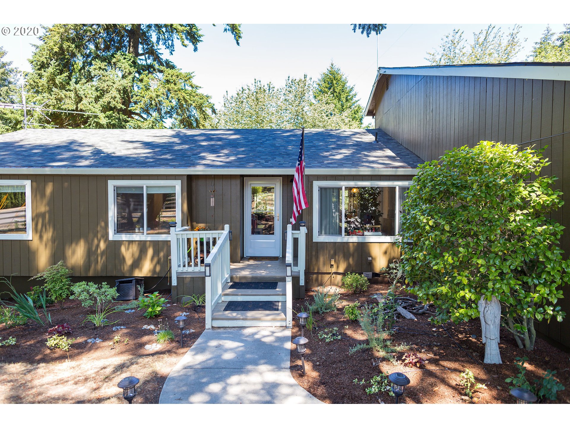 20475 Southwest Gassner Road Beaverton, OR 97007 - Photo 11 of 29 Gallery Image 11