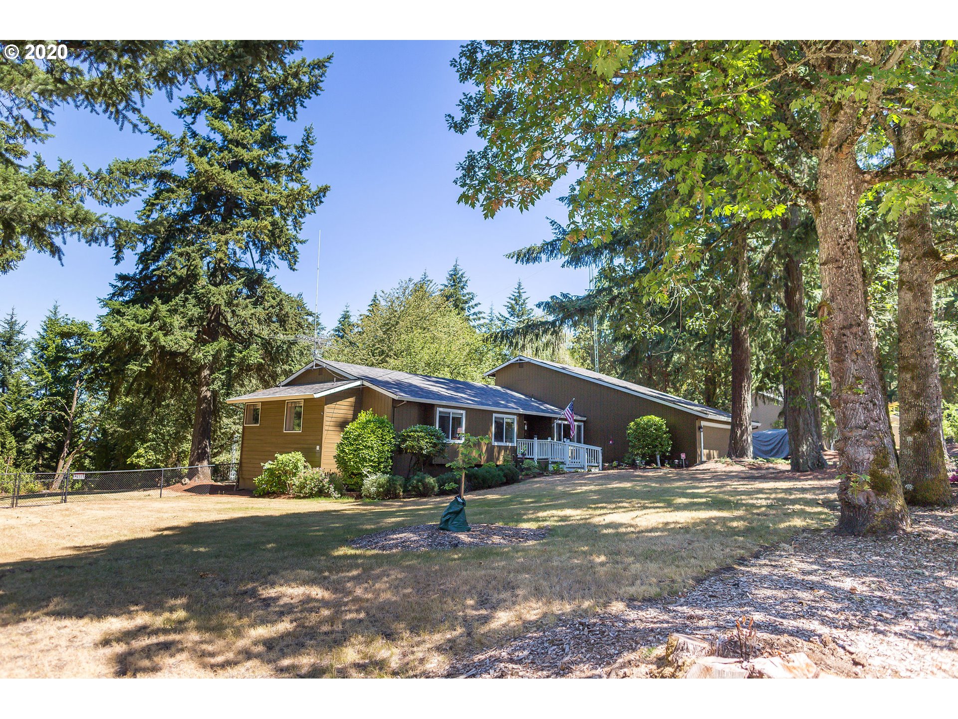 20475 Southwest Gassner Road Beaverton, OR 97007 - Photo 10 of 29 Gallery Image 10