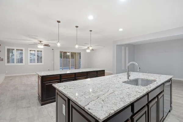 $3,200 | 23111 Via Del Oro, Queen Creek, AZ 85142