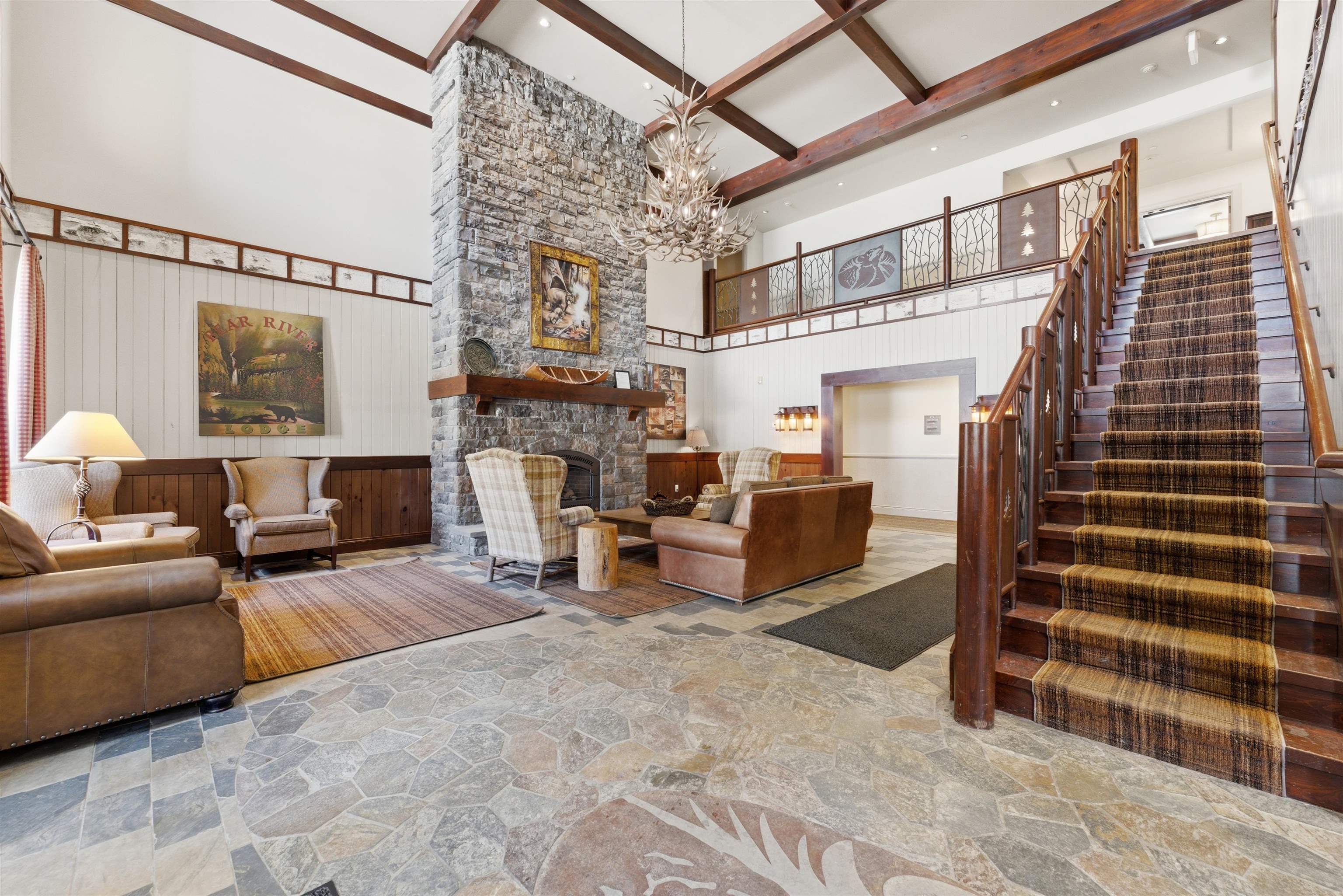 43 Middle Ridge Road, Unit 209 South Londonderry, VT 05155 - Photo 2 of 12 Gallery Image 2