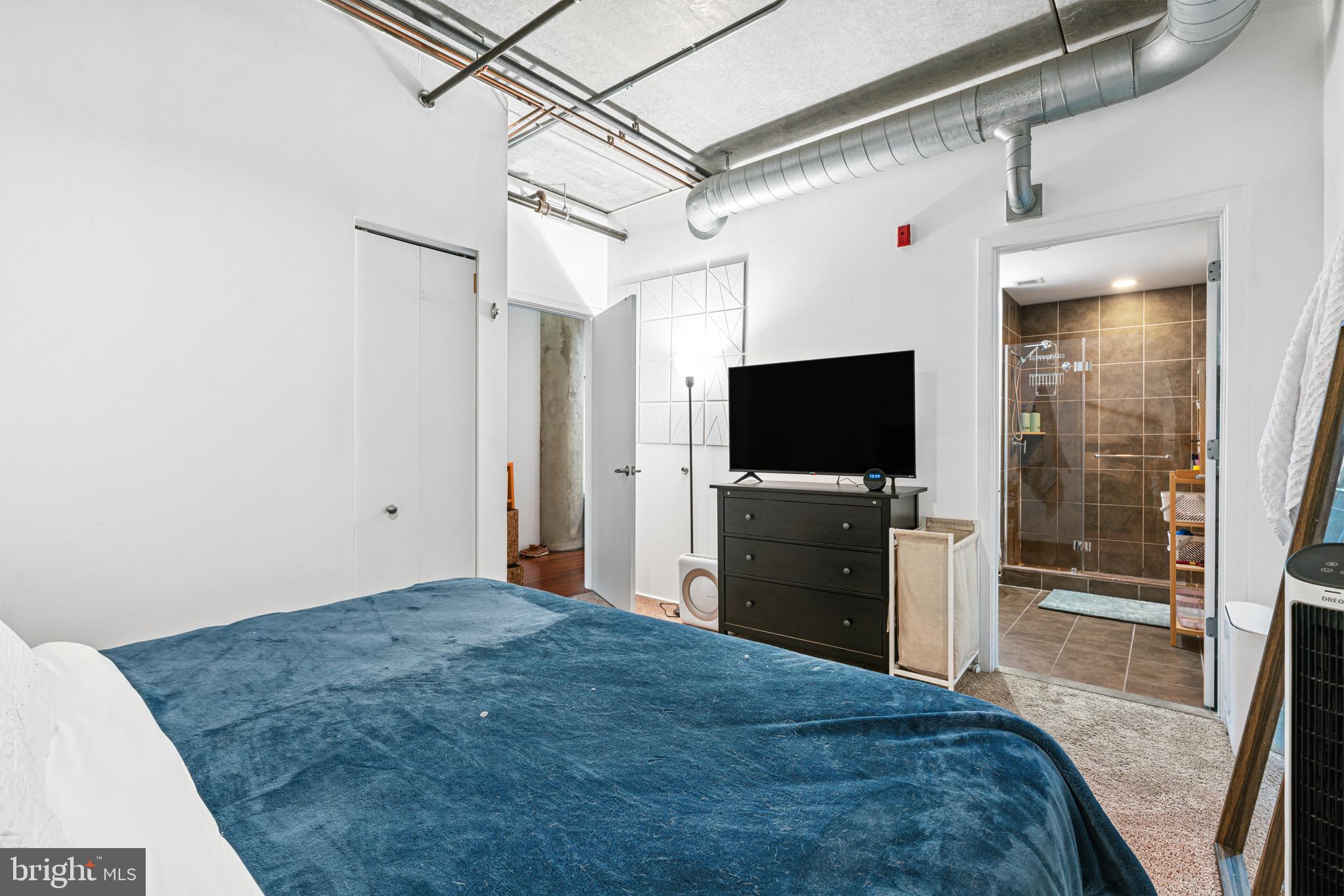 1352 South Street, Unit 217B Philadelphia, PA 19147 - Photo 16 of 26