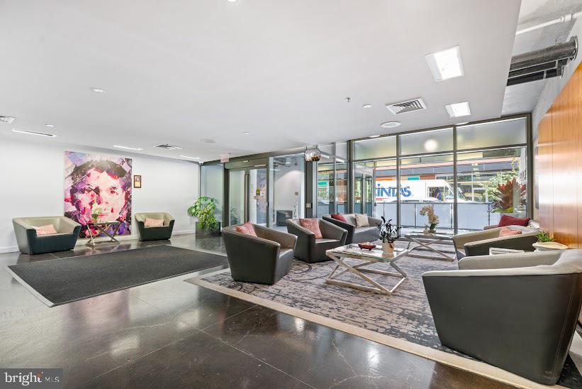 1352 South Street, Unit 217B Philadelphia, PA 19147 - Photo 2 of 26 Building Lobby