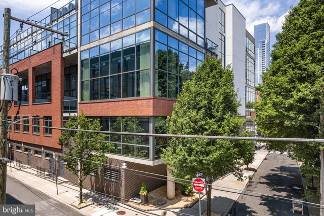 $429,900 | 1352 South Street, Unit 217B, Philadelphia, PA 19147