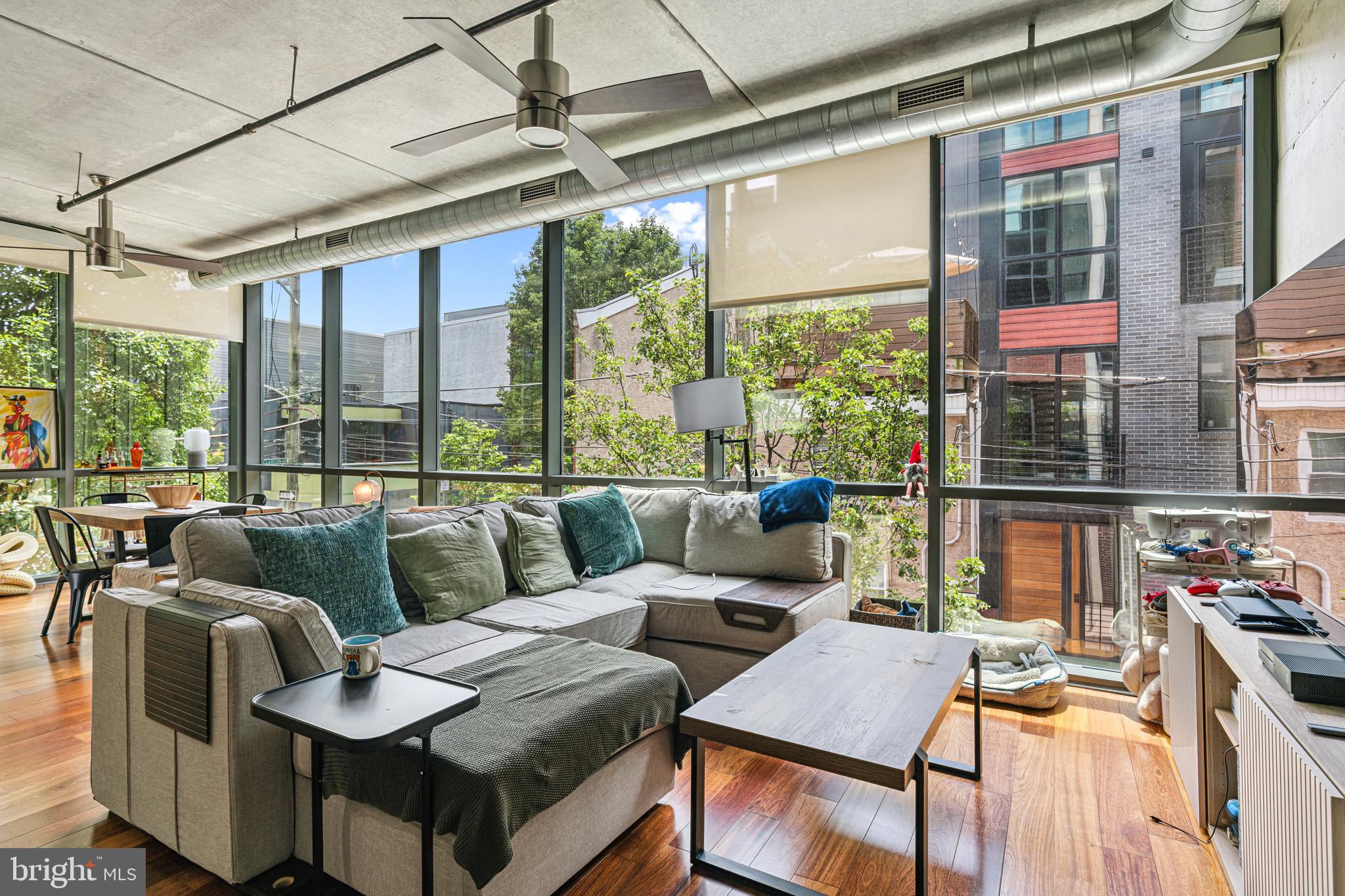 1352 South Street, Unit 217B Philadelphia, PA 19147 - Photo 3 of 26 Floor to ceiling windows