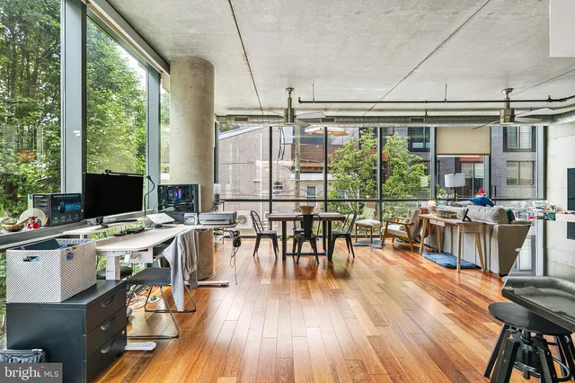 $429,900 | 1352 South Street, Unit 217B, Philadelphia, PA 19147