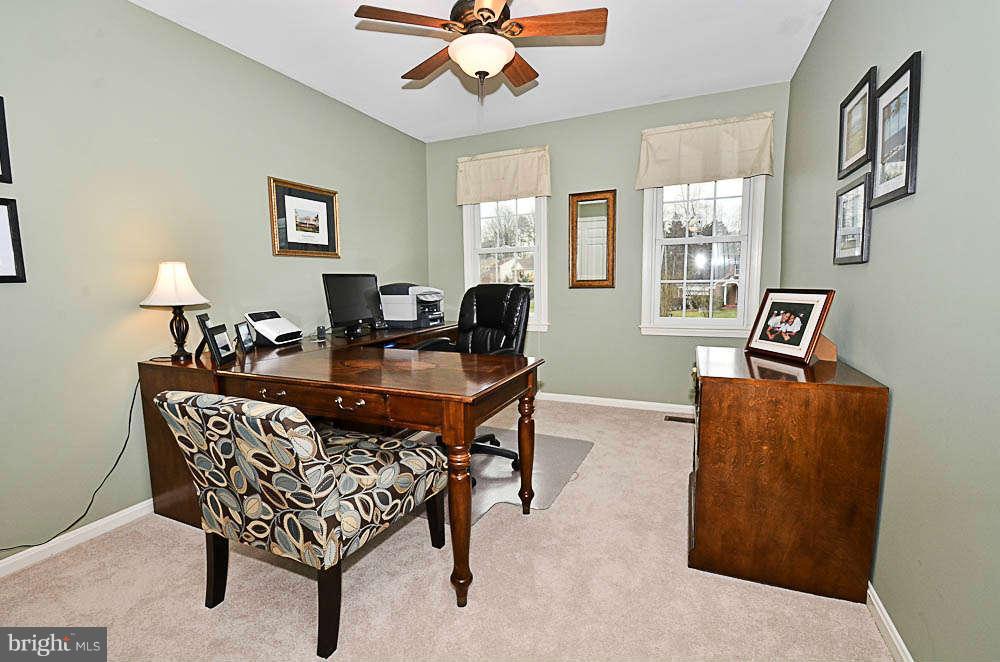 8436 Reflection Lane Vienna, VA 22182 - Photo 16 of 25 Bedroom