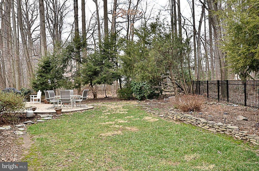 8436 Reflection Lane Vienna, VA 22182 - Photo 24 of 25 Exterior (Rear)