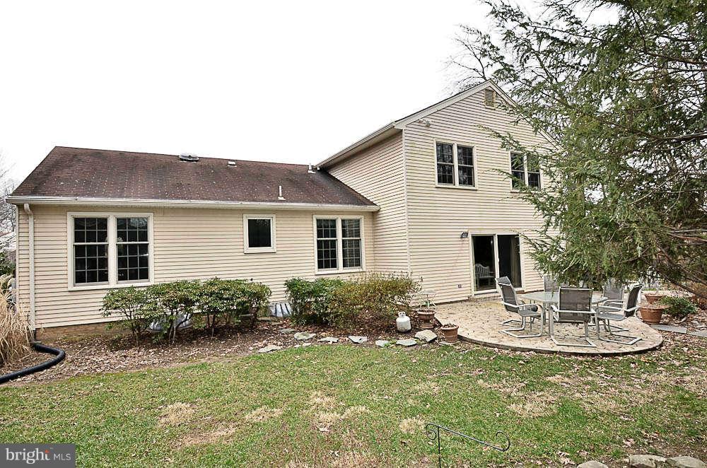 8436 Reflection Lane Vienna, VA 22182 - Photo 25 of 25 Exterior (Rear)